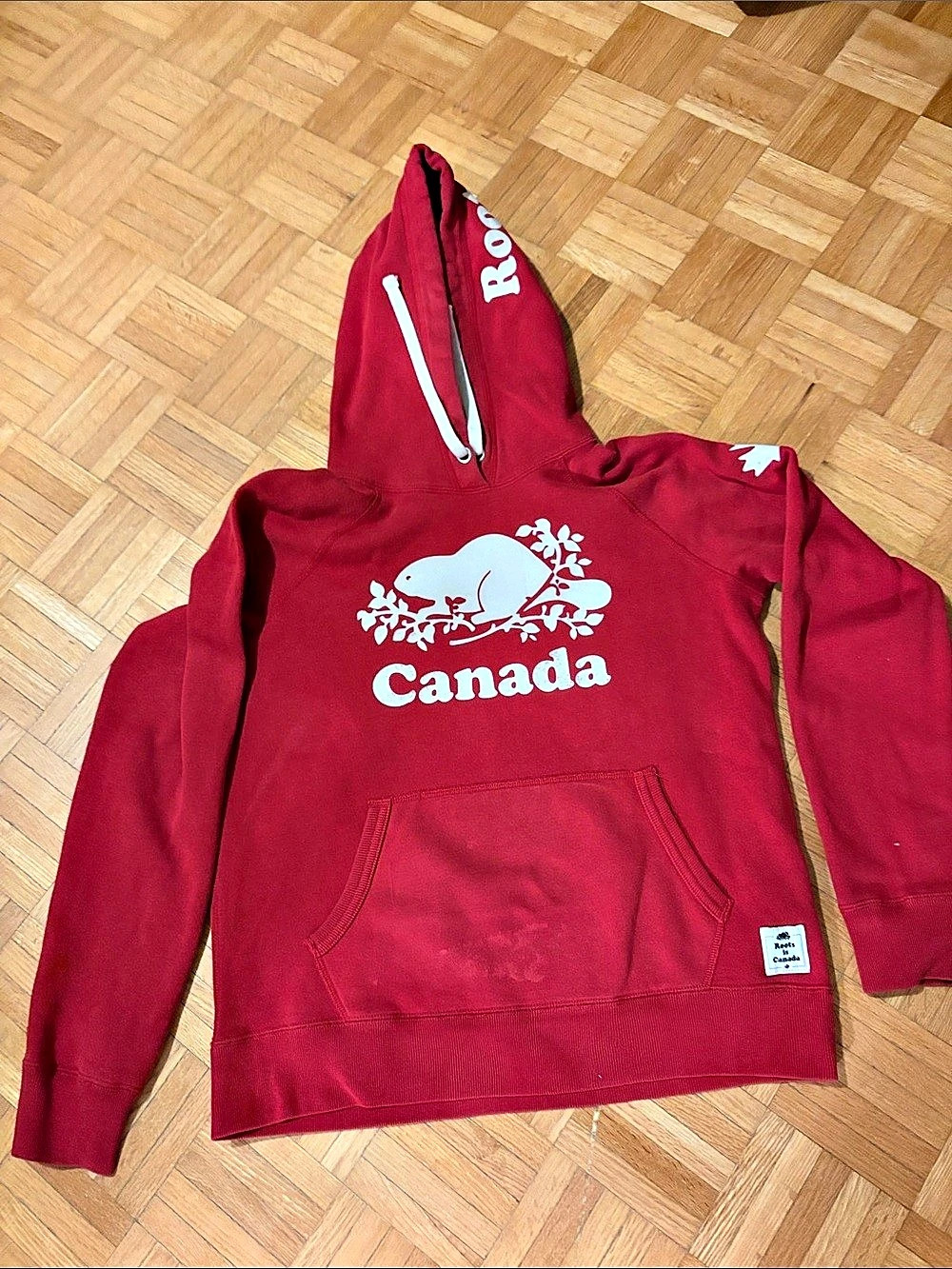 Roots Canada Beaver Graphic Hoodie Red Pullover Hoodie Medium